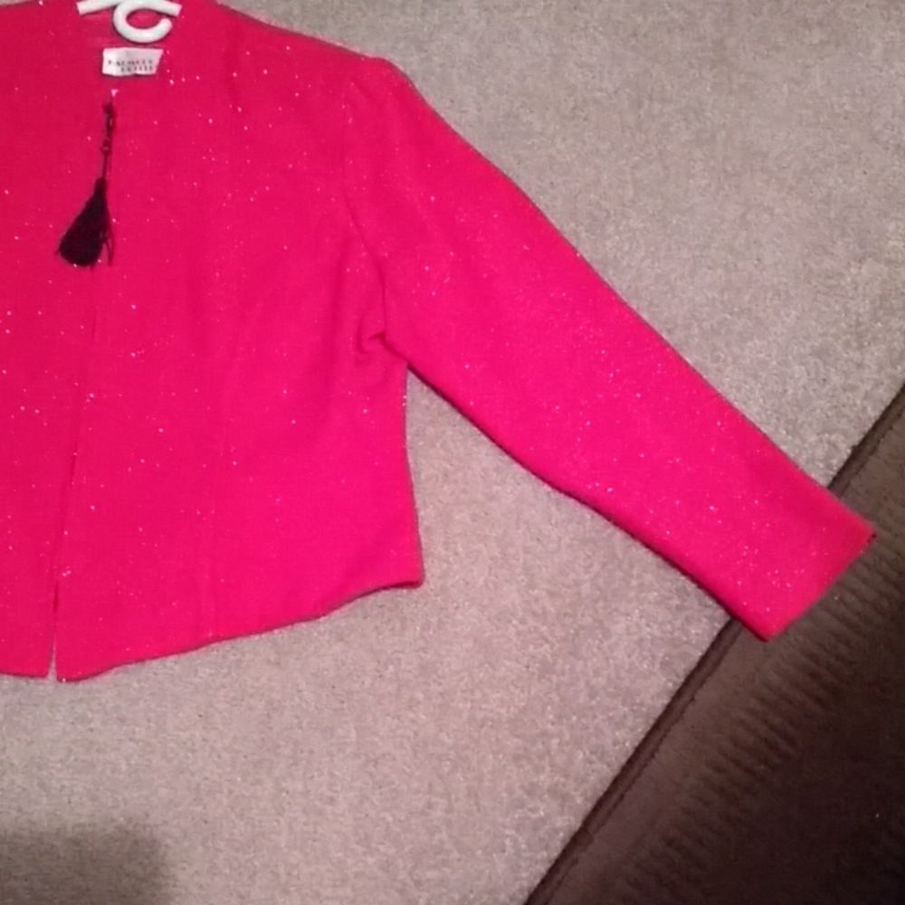 Jacket - Picture 2 of 8